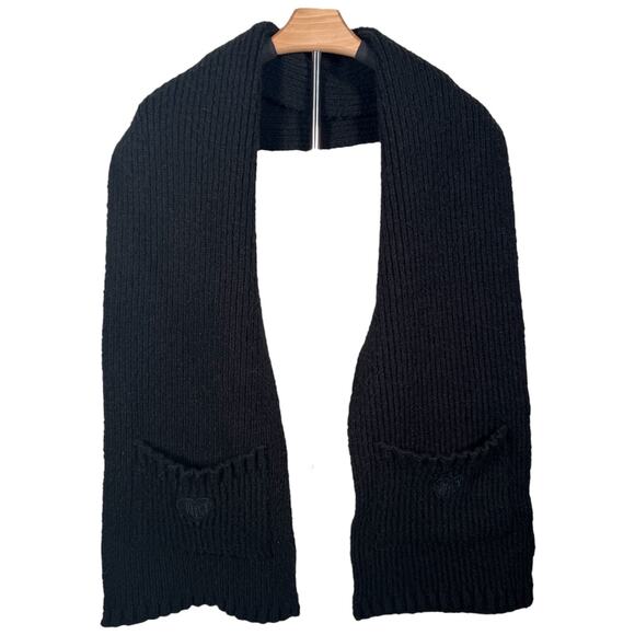 Juicy Couture Scarf Womens One Size Pockets Knit Long Witchy Goth Normcore Y2K - Picture 1 of 4
